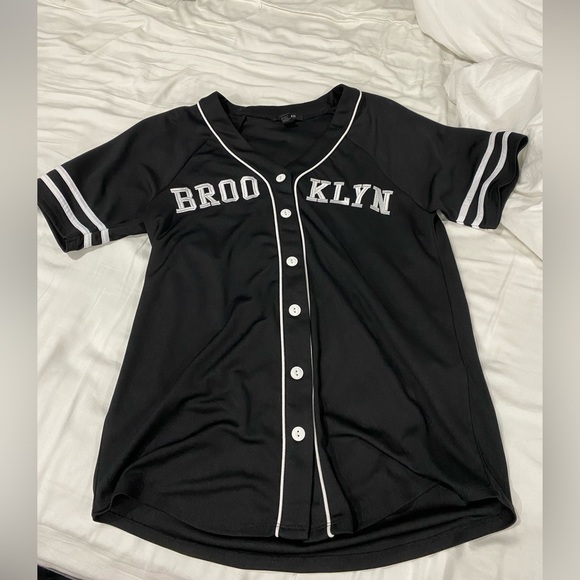 Forever 21 Brooklyn baseball jersey top - Picture 1 of 2